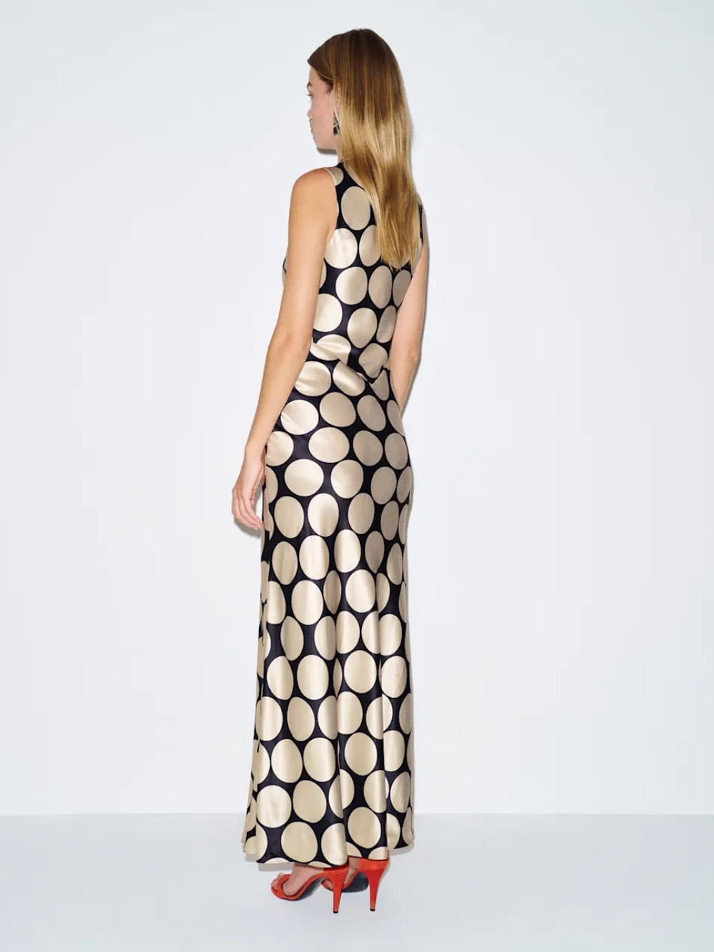 Reformation Yian Silk Dress in Full Moon Dot - Picture 4 of 10
